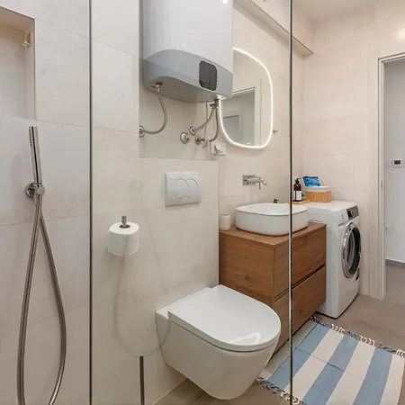 Family Ambient Apartment
