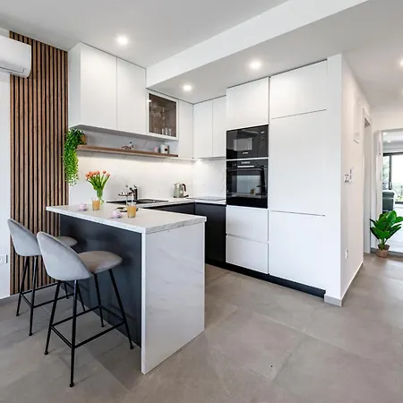 Family Ambient Apartment