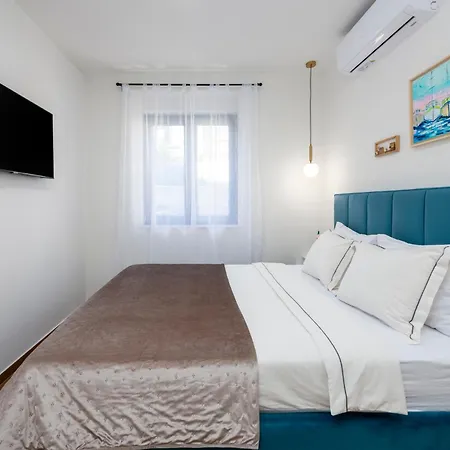 Family Ambient Apartment