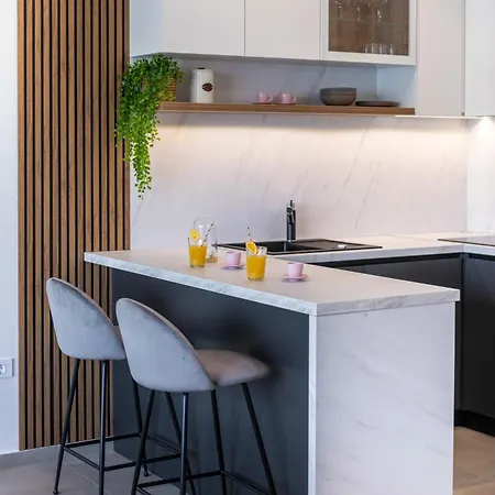 Apartment Family Ambient