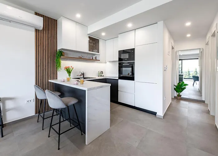 Family Ambient Apartment
